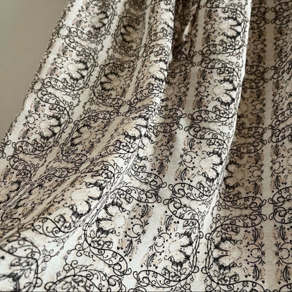 COPY - Women’s sleeveless blouse - Picture 5 of 5